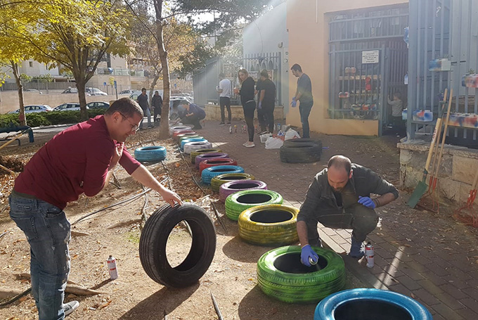 מגדל העמק: ילדי הגנים שדרגו את החצר הציבורית